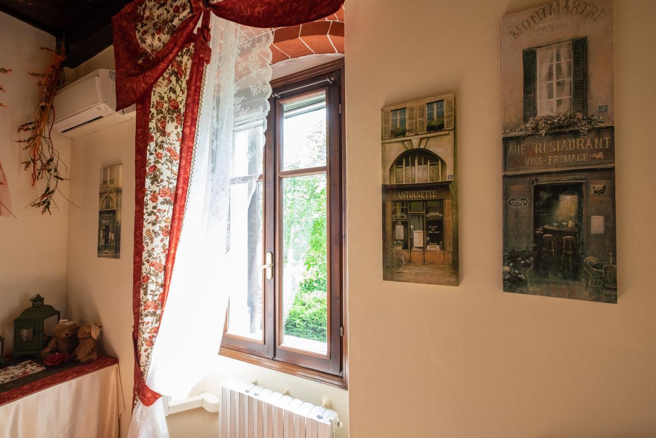 Ai Due Pini B&B Пескантіна Екстер'єр фото